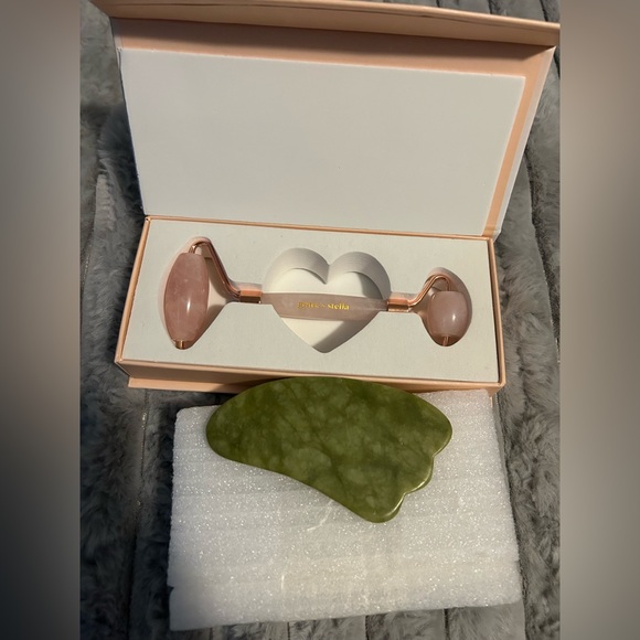 Beauty Tools (2) - Picture 2 of 8